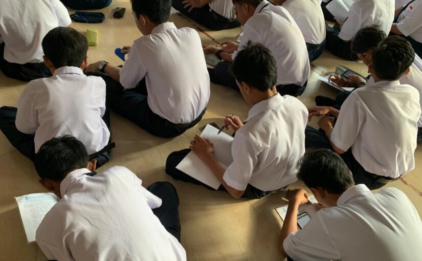 Membuka Jendela Dunia: Pembiasaan Literasi di Sekolah